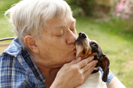 pets and dementia, pets and Alzheimer's, pet therapy Alzheimer's, health news Savannah, medical news Savannah GA, Senior News Savannah GA
